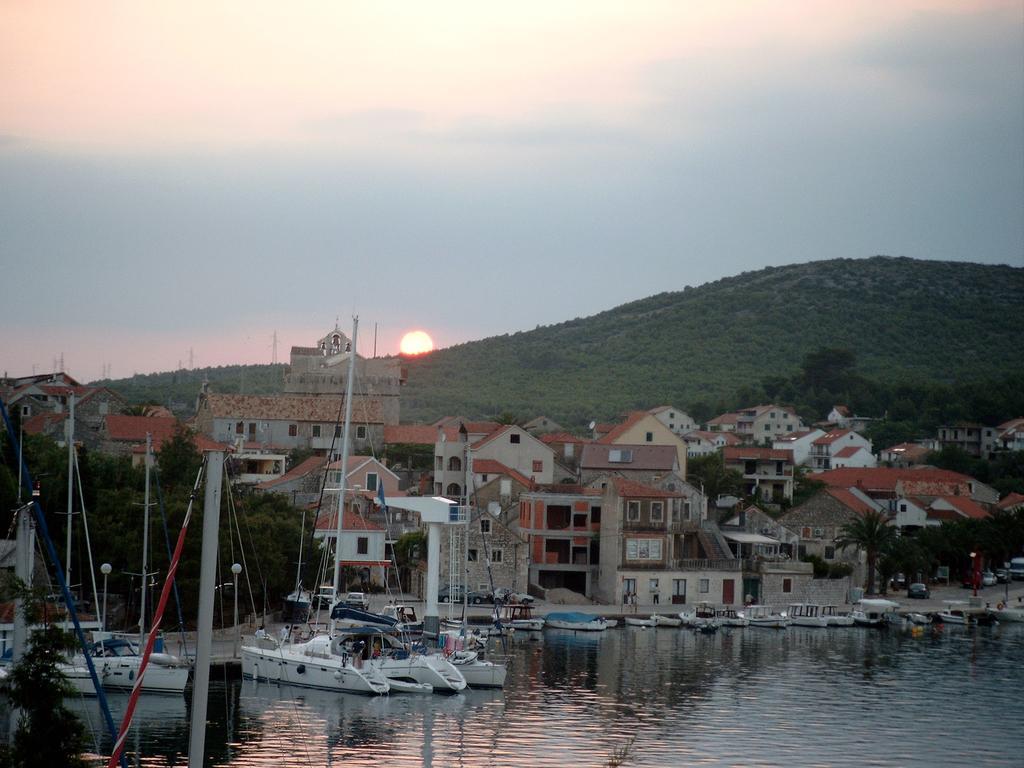 Ivanka Apartments Vrboska Camera foto